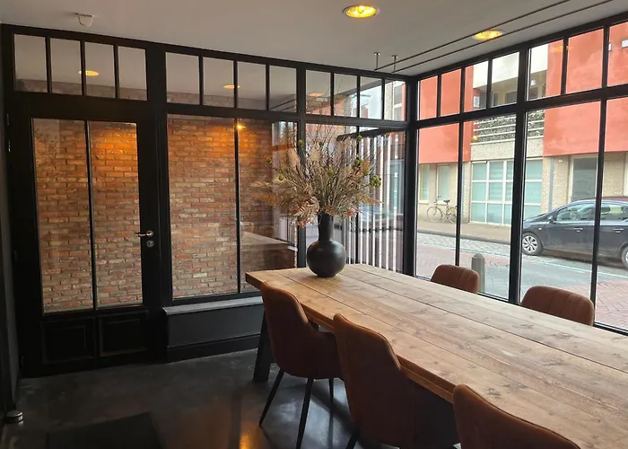 La Petite Fleur Nyaraló